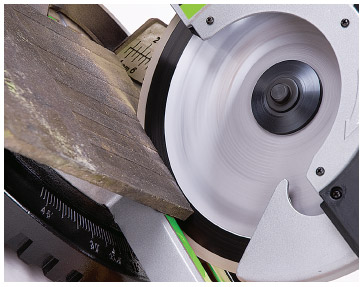 Sliding tile cutter