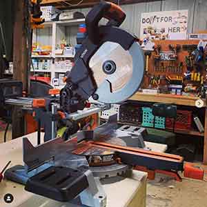 Evolution S210CCS 8-1/4 Metal Cutting Circular Saw